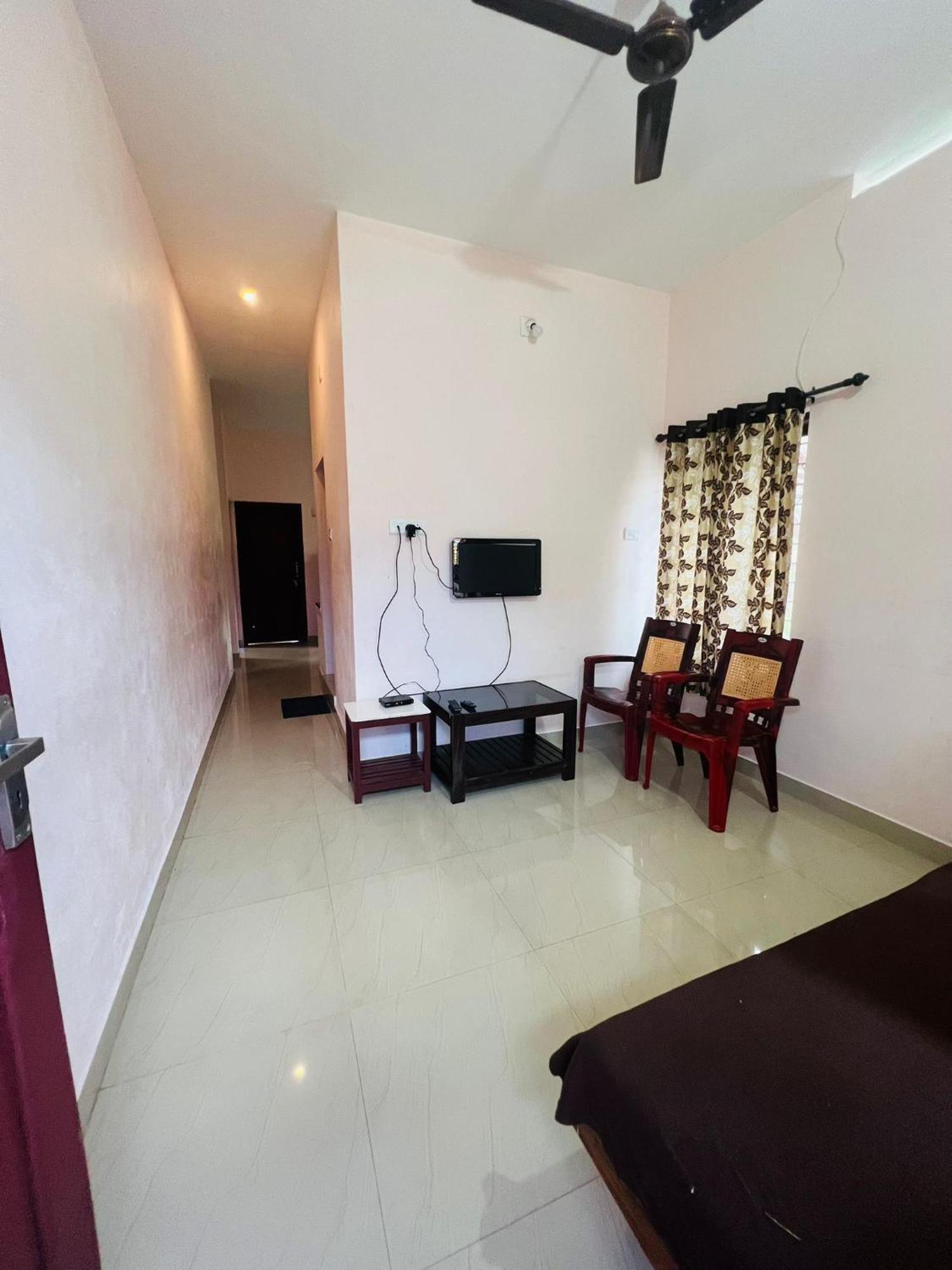 Villa Kadampil Bliss à Maraiyūr Extérieur photo